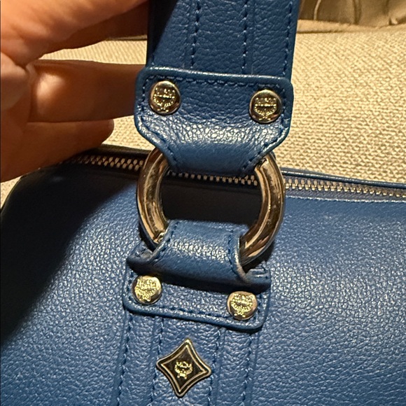 MCM Papillion Shoulder Bag - Picture 3 of 16